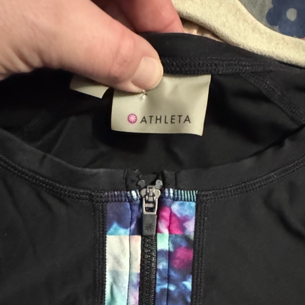 Athleta Rash Guard Swim Top - Picture 7 of 7